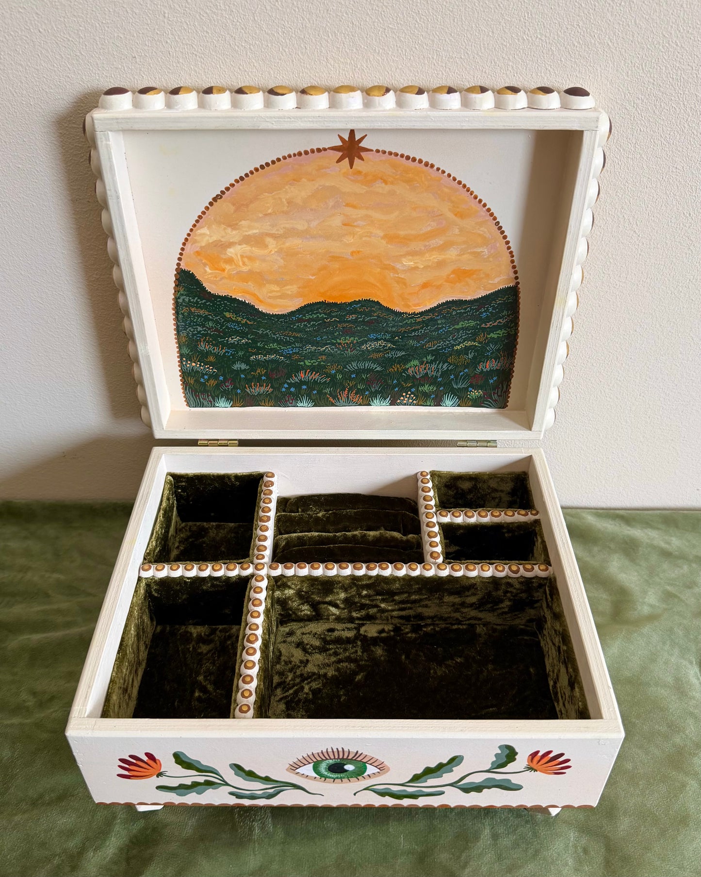 beige jewelrybox with flower landscape and vintage green silk velvet linning