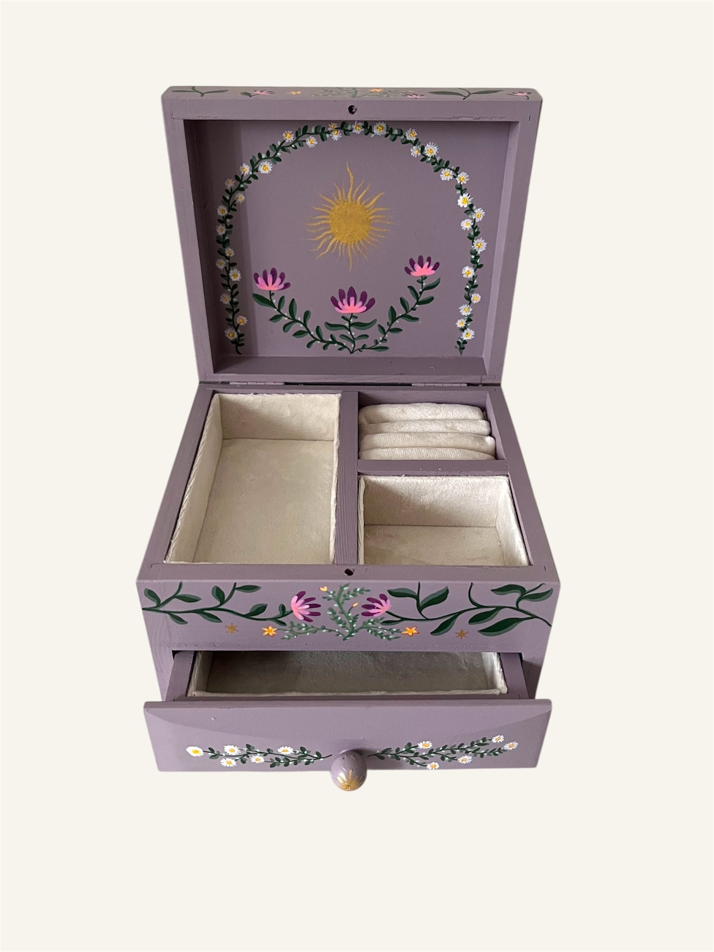 The lilac widflower jewelbox