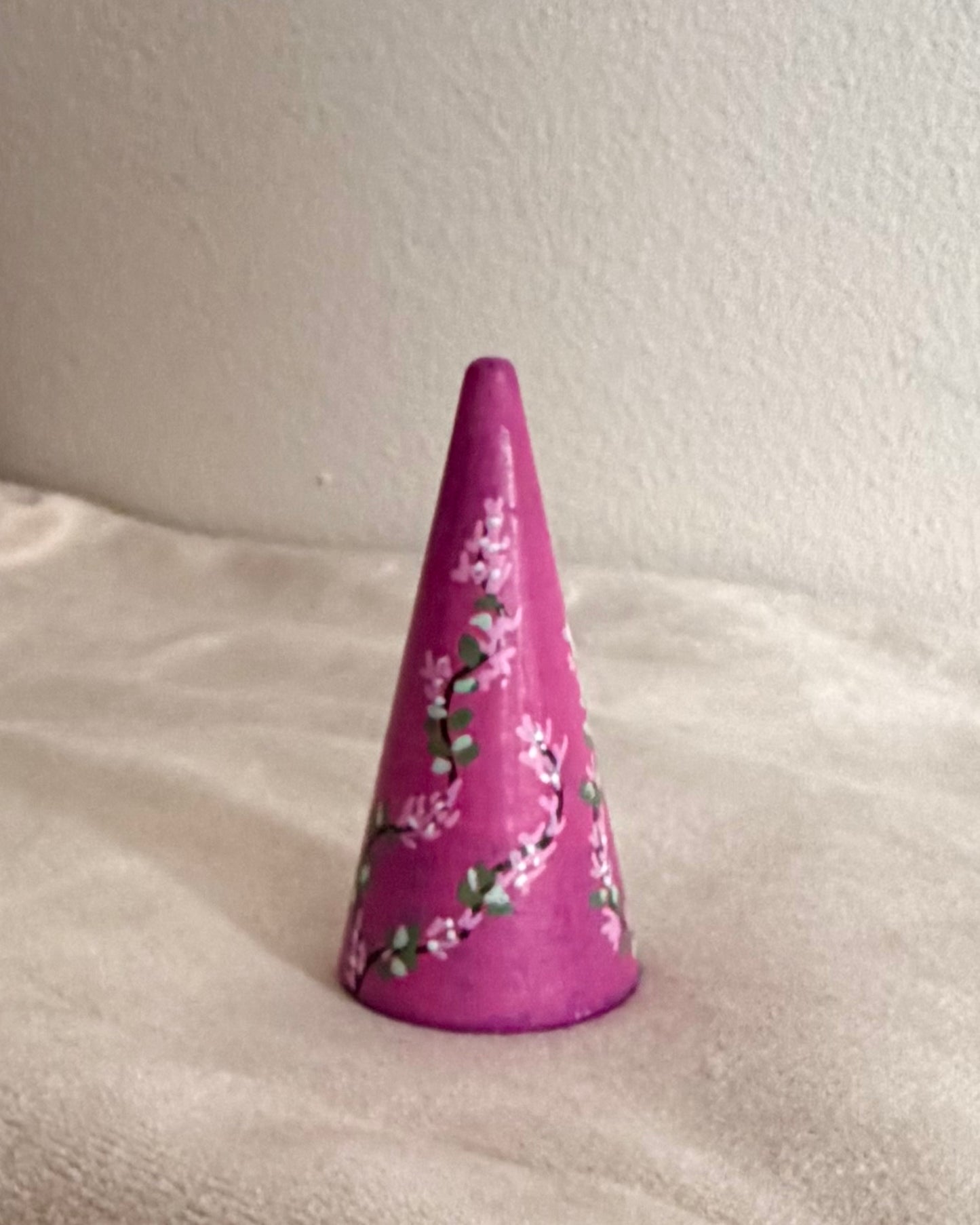 pink ringholder with painted blossom illustration