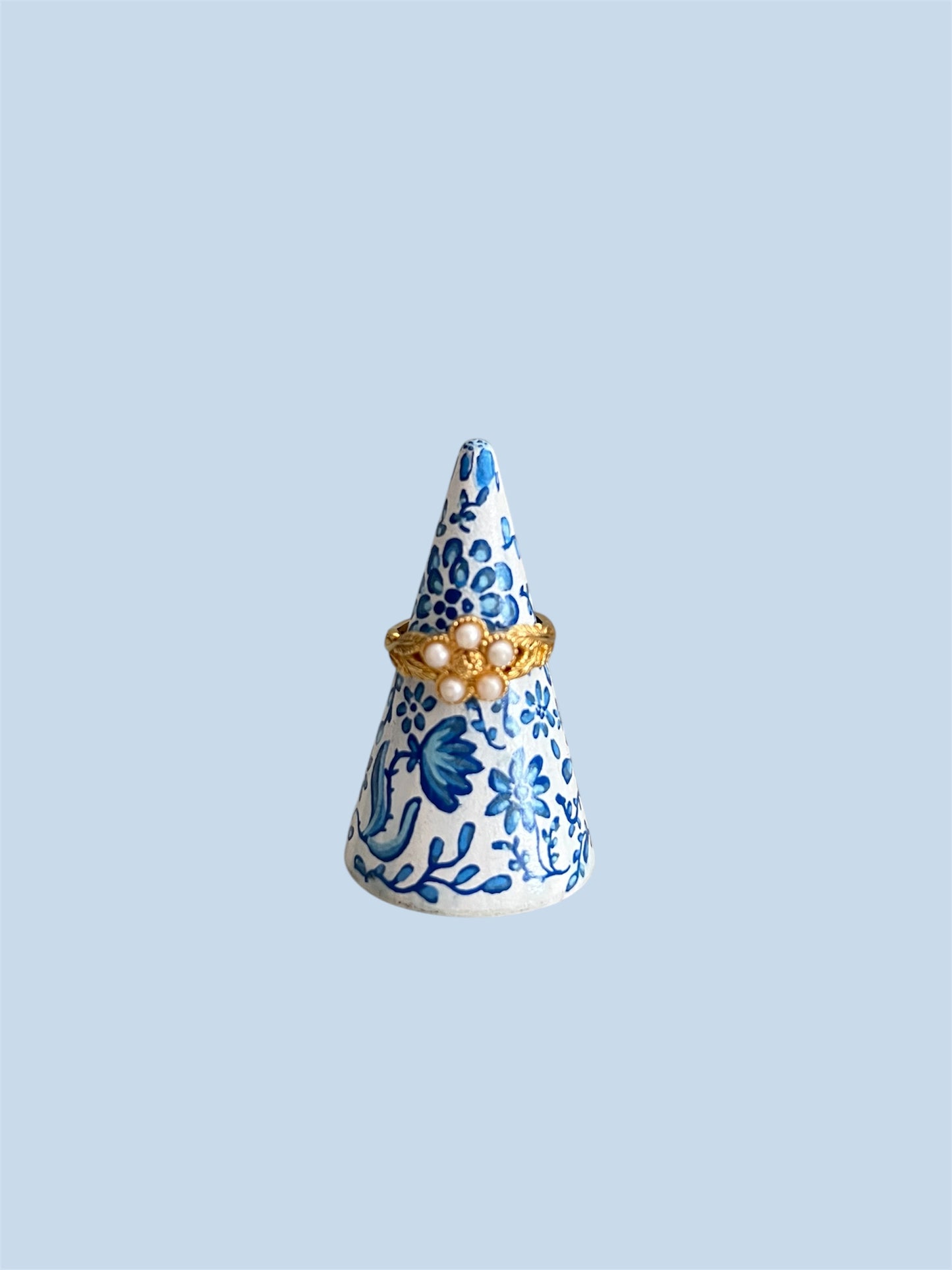 delftsblauwe ringkegel voor vintage ringen display