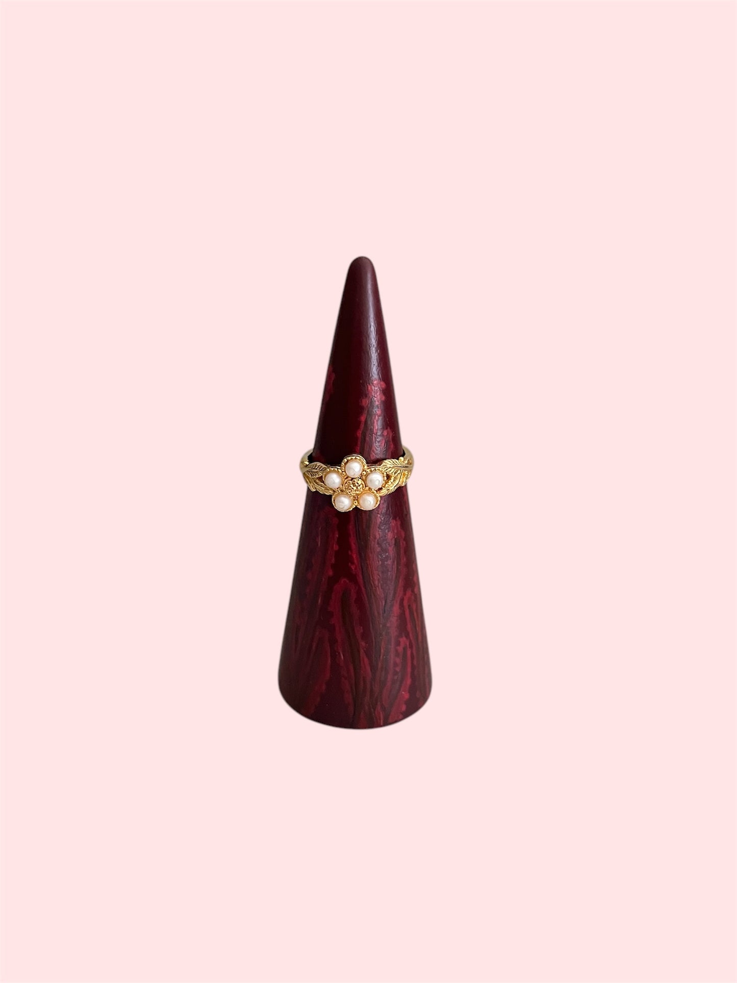 handmade ringkegel ringhouder voor vintage ringen