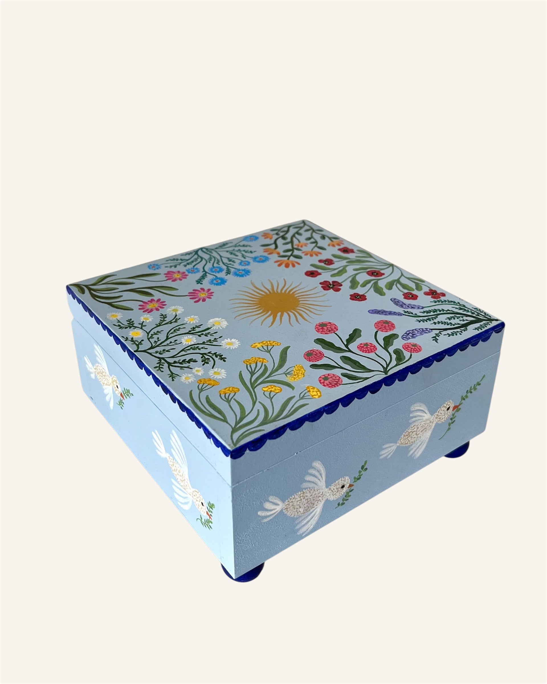 light blue jewelrybox with colorful flowers birds boeket navy lining velvet  golden vintage jewelry rings 