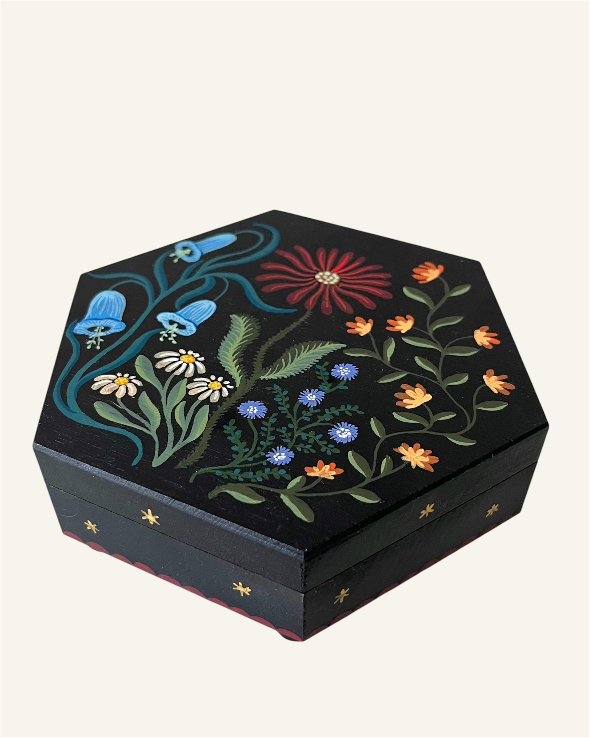 floral ringbox for vintage golden rings night sky red velvet lining 