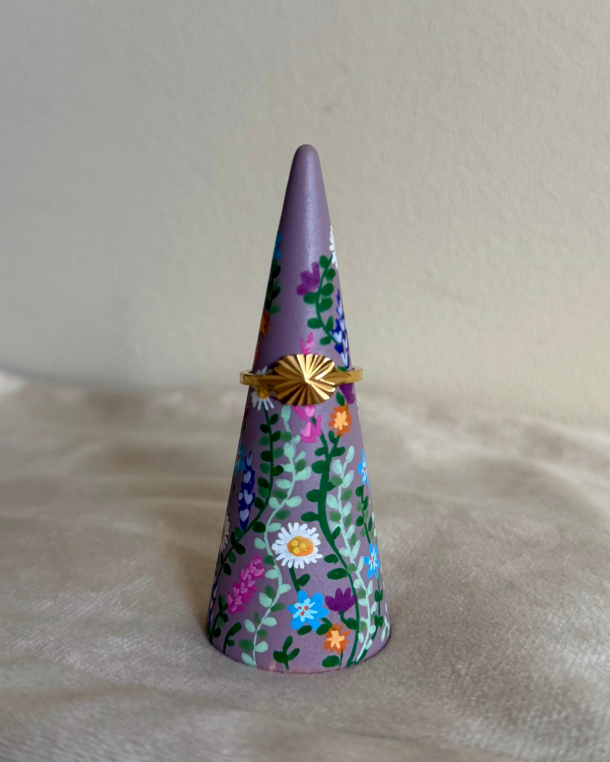 lilac ringcone with colorful flowers and vintage gold ring