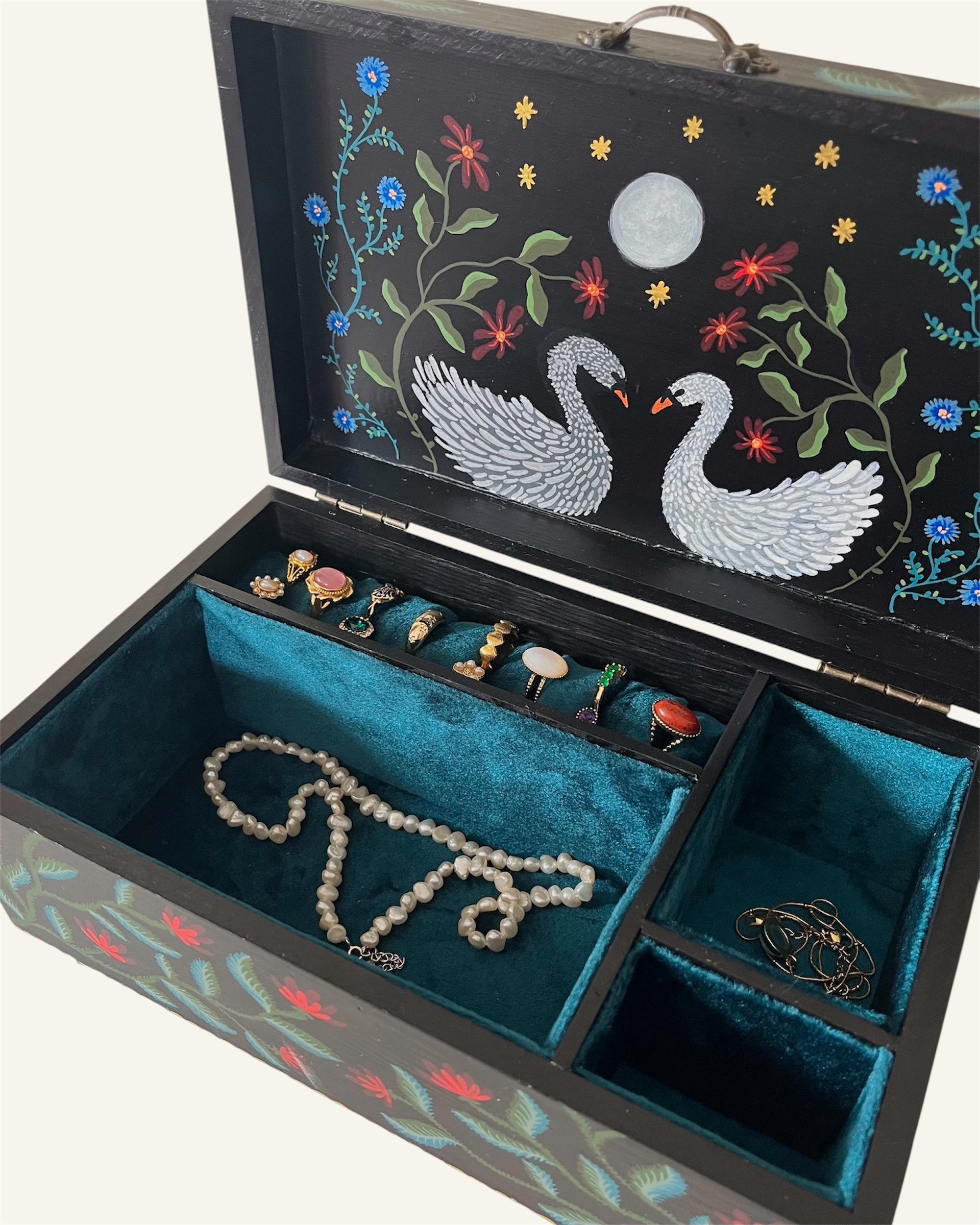 black handmade jewerlybox with swanlake  painting 