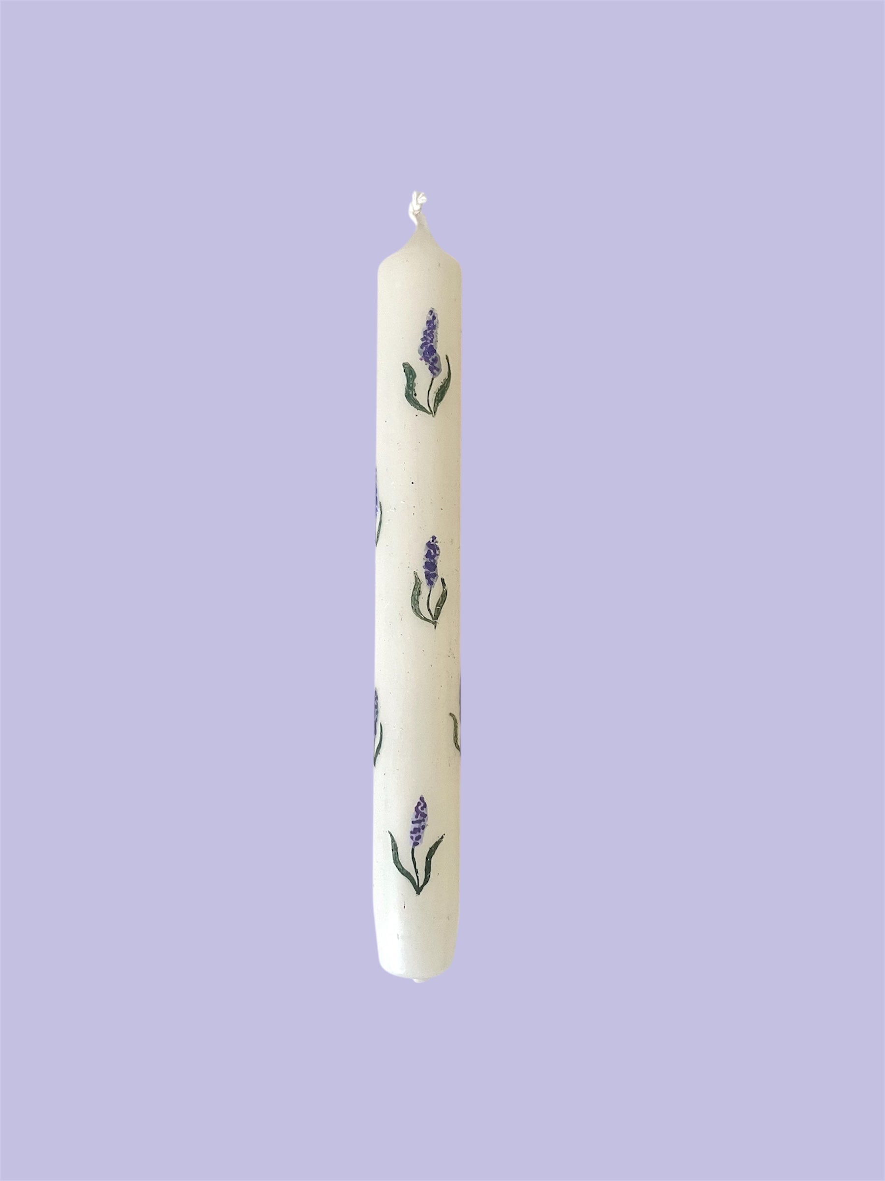 witte kaars met lavendel beschildering 