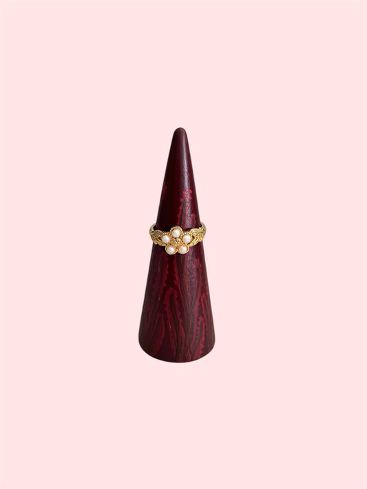 handmade ringkegel ringhouder voor vintage ringen