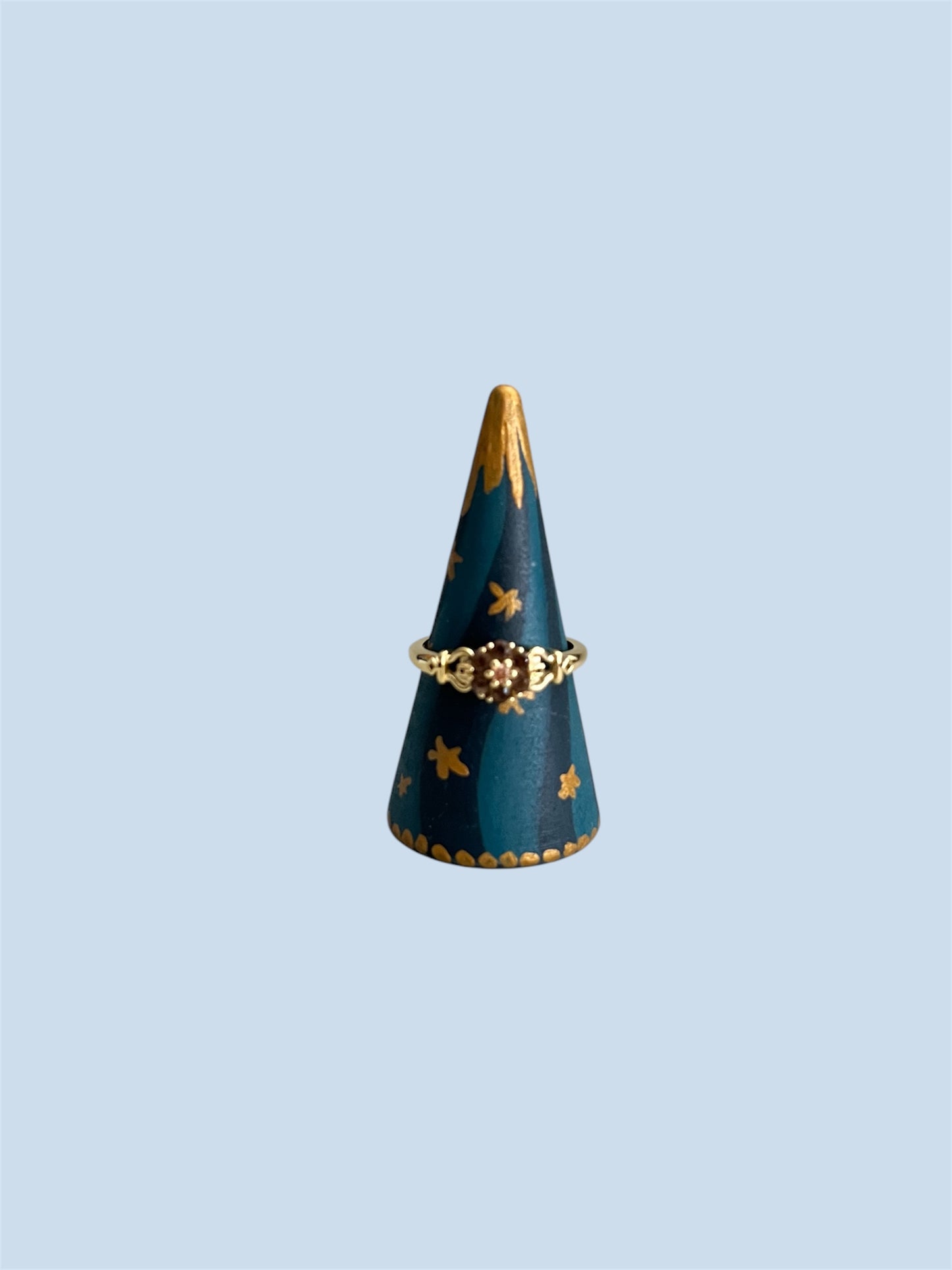 ringhouder donkerblauw met goudkleurige details 