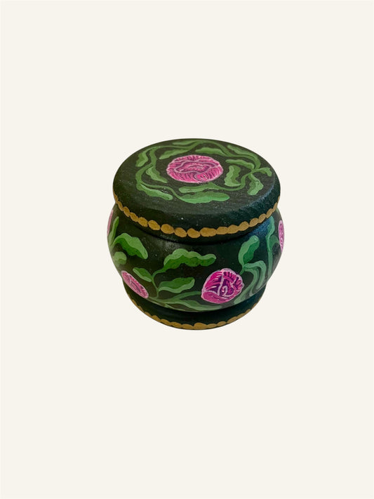 ringkistje handbeschilderd met roze en roze fluweel